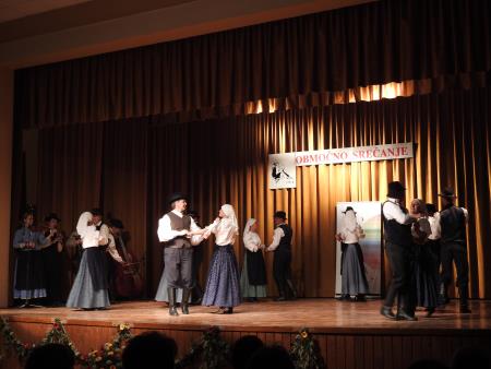 Prlekija pleše in poje, območno srečanje odraslih folklornih skupin 40